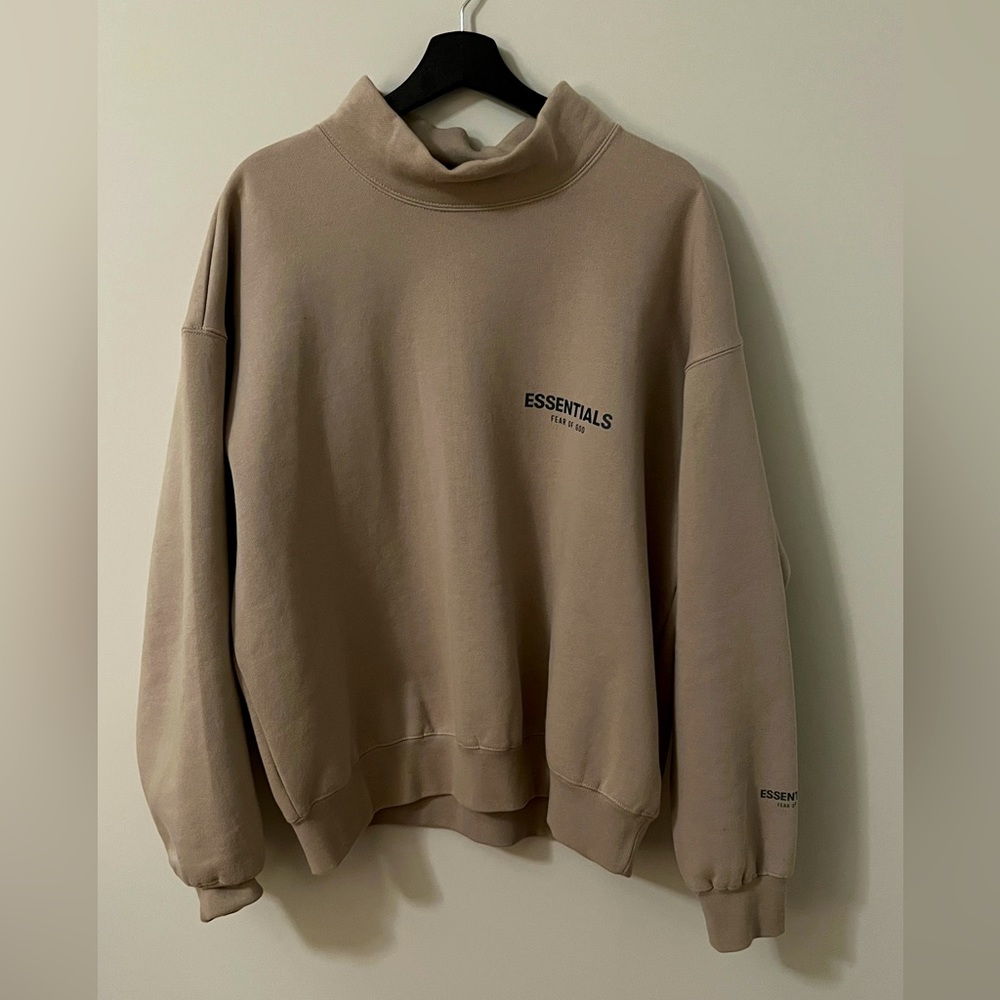 Fear of god essentials mock neck “moss” tan